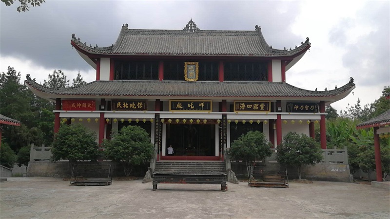 哪吒殿1.jpg